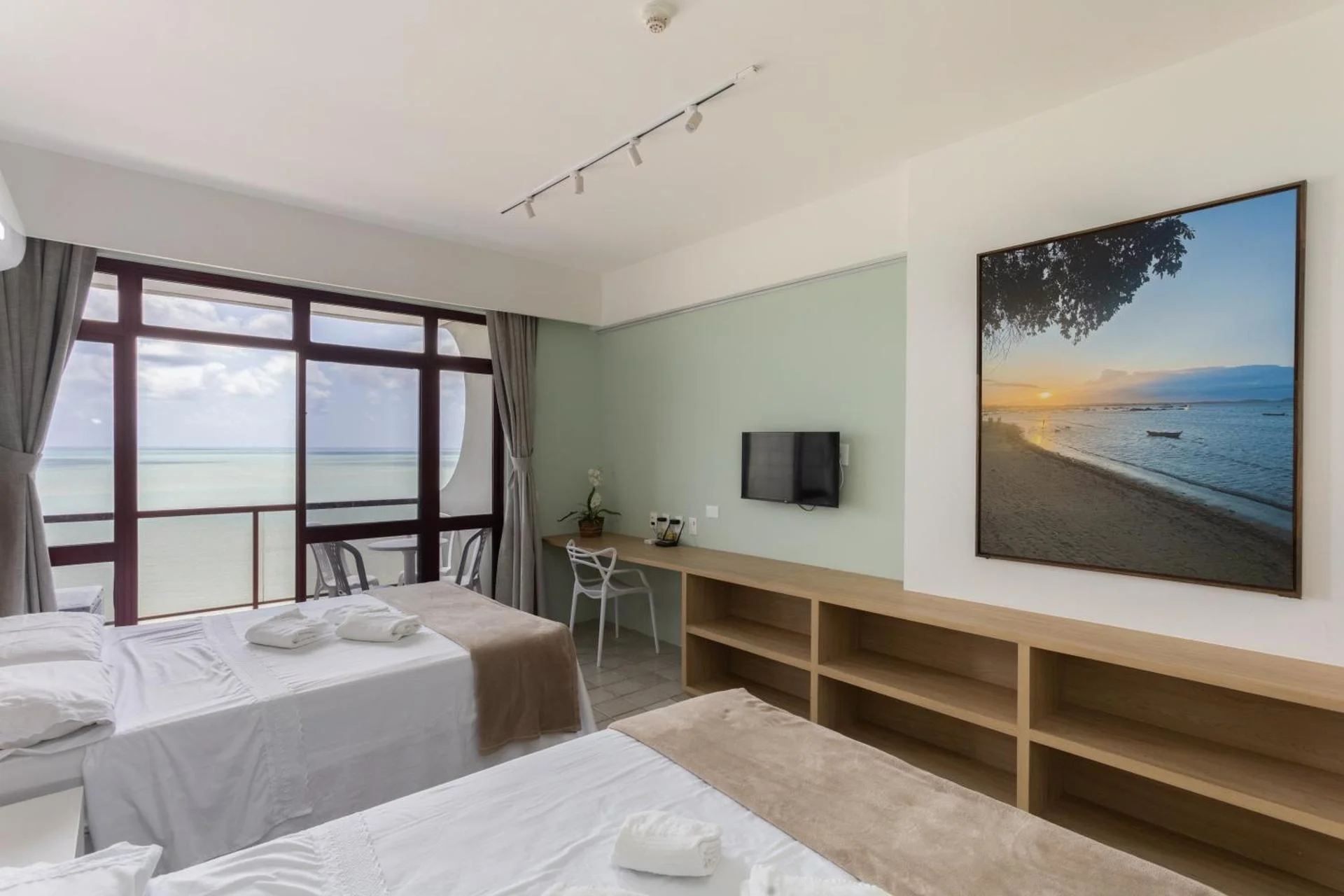Flats Golden Beach