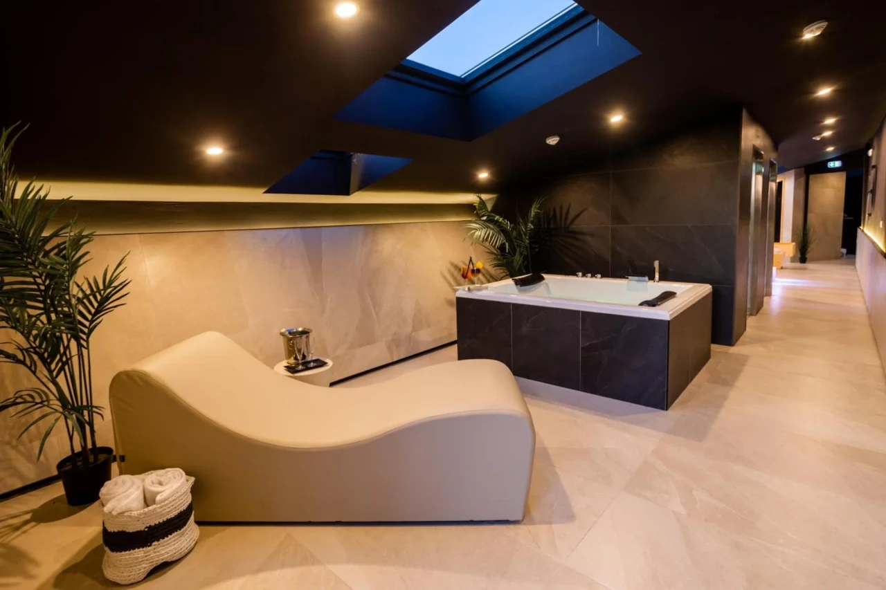 Hotel Aluxor SFO